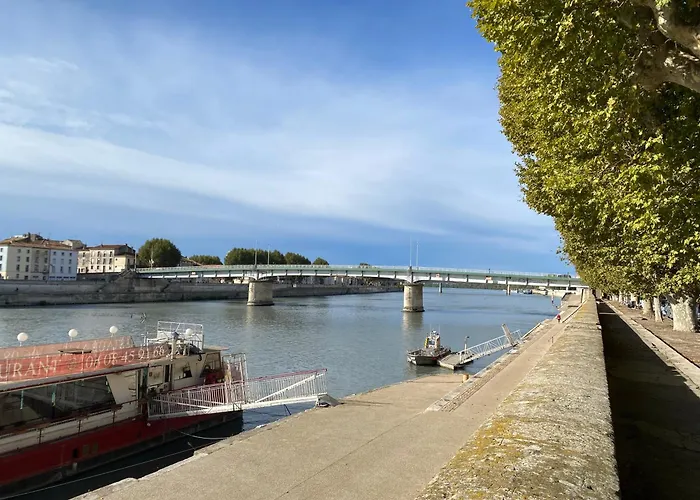 Maison Des Quais
